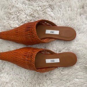 MIISTA ERICA RUST Elongated Flat Mule